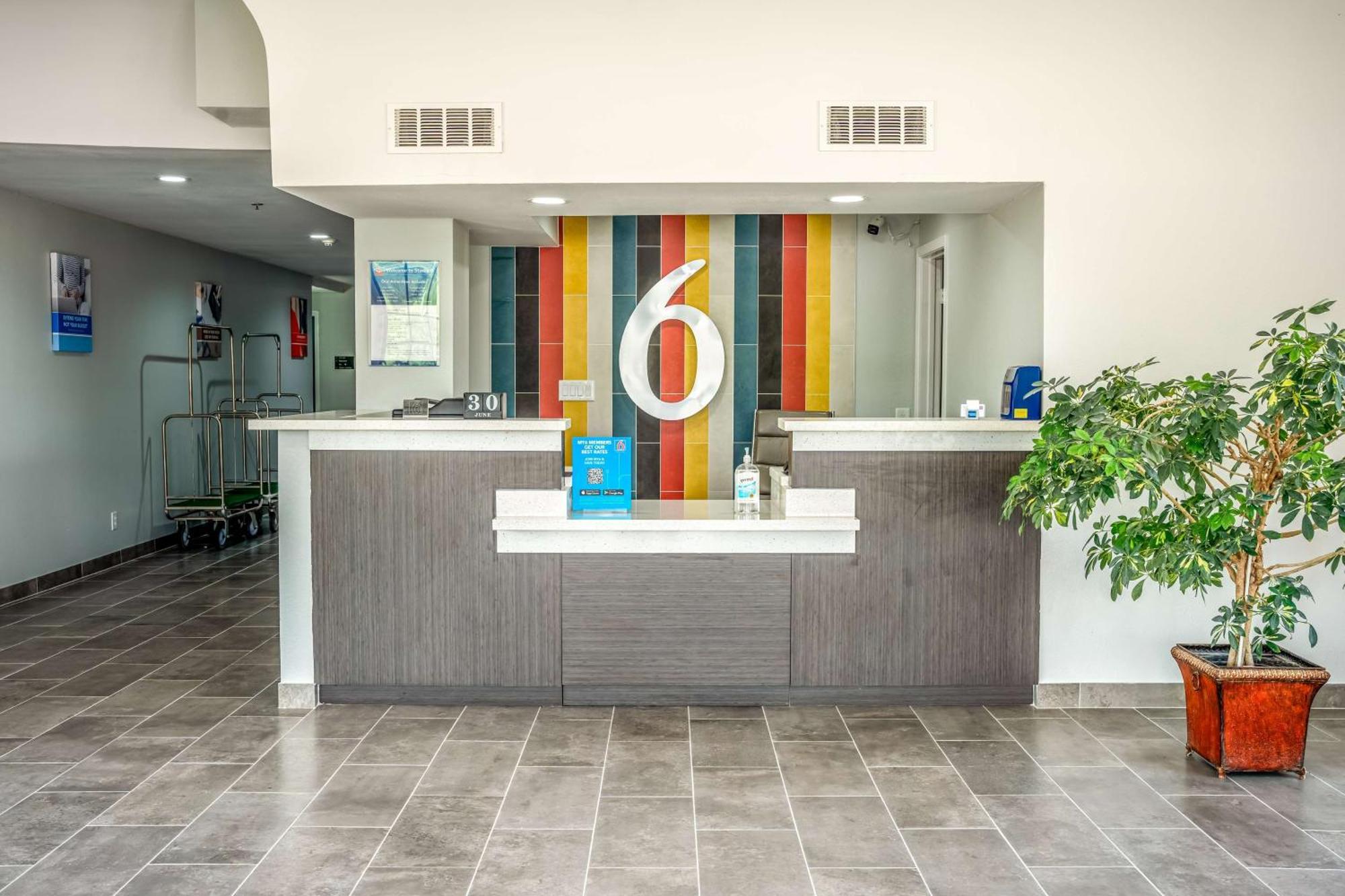 Studio 6 Claremore Ok Bagian luar foto